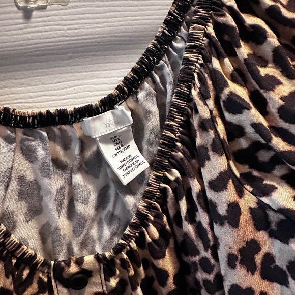 Leopard print shirt - Picture 2 of 2